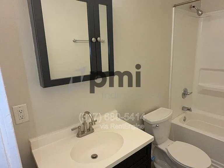 Indy Downtown Colonial Apartments — Photo 88