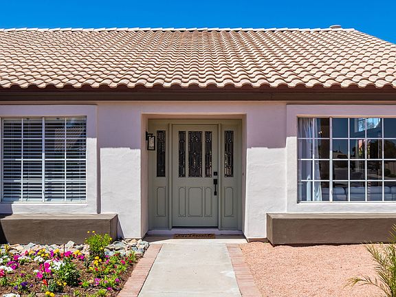 3rd image of 850 N Los Altos Dr