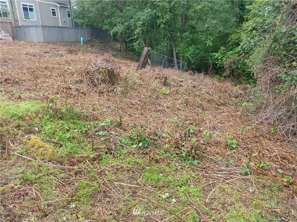 5501 NE 10th Street, Renton, WA 98056