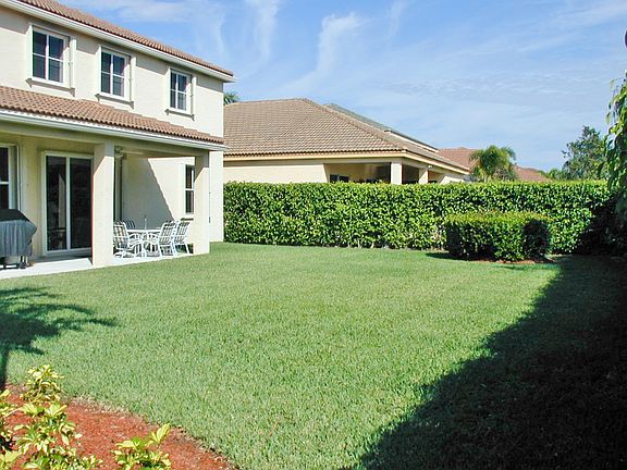 4th image of 917 Tulip Cir