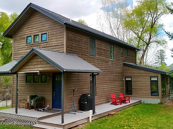 2nd image of 254 Willow Ln