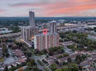 1210 Radom St #801, Pickering, ON L1W2Z3