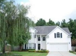 109 Stonehurst Dr, Goose Creek, SC 29445