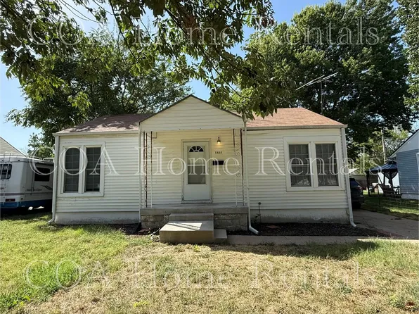 2255 S Victoria St, Wichita, KS 67211