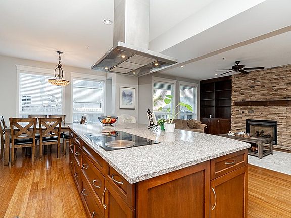 5th image of 23641 112a Ave