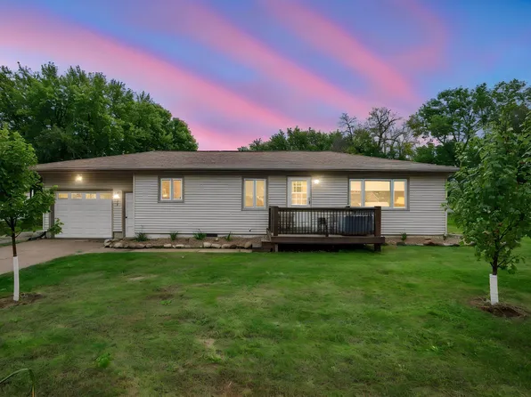 2437 Albion Ave, Fairmont, MN 56031