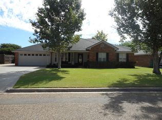 10 Navajo Trl, Ransom Canyon, TX 79366