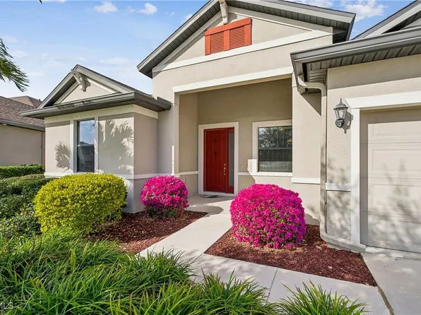 11913 Sunburst Marble Rd, Riverview, FL 33579