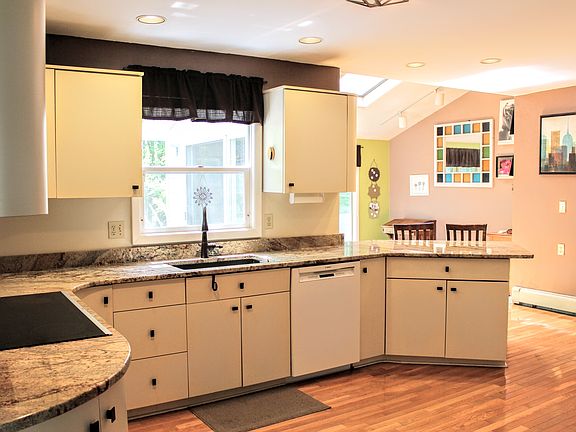 Granite, Motion Sense Faucet
