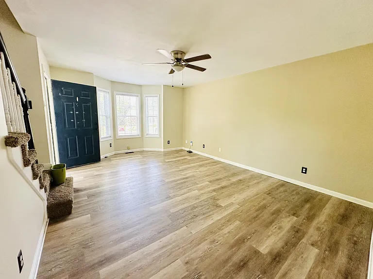 3248 N Senseney Cir — Photo 4