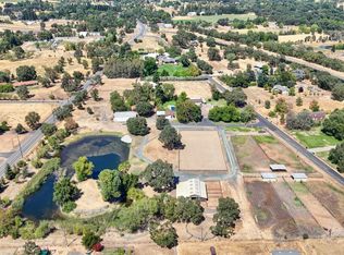 8720 Tavernor Rd, Wilton, CA 95693