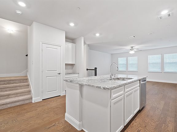 7th image of this home
