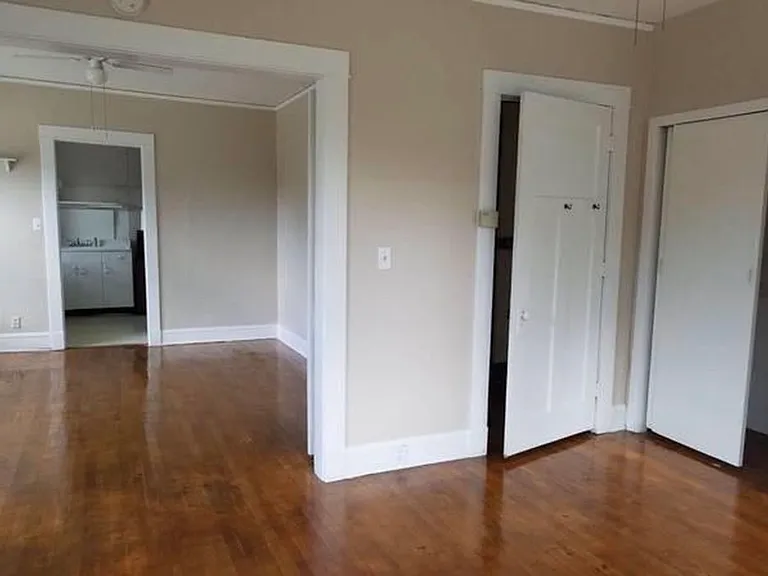 301 S Mills St #3 — Photo 5