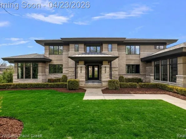 2719 Turtle Ridge Dr, Bloomfield Hills, MI 48302
