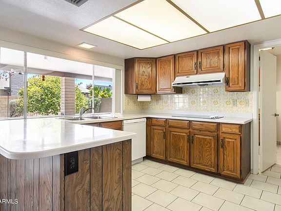 2nd image of 14029 N 39th Drive