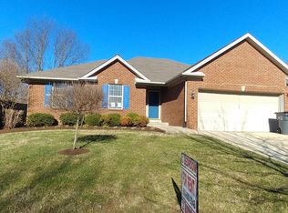 3205 Putter Ln, Lexington, KY 40509