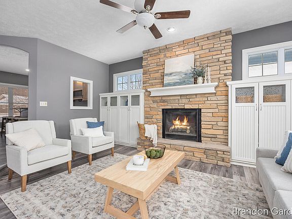 5th image of 4090 Eagle Rock Ct SW