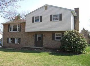 55 Dubbers Dr, Etters, PA 17319