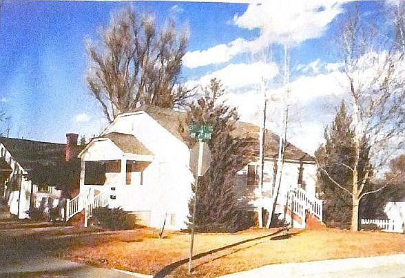 2nd image of 2046 9th Ave