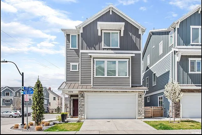 Building Photo - 7570 S Wiles Pl