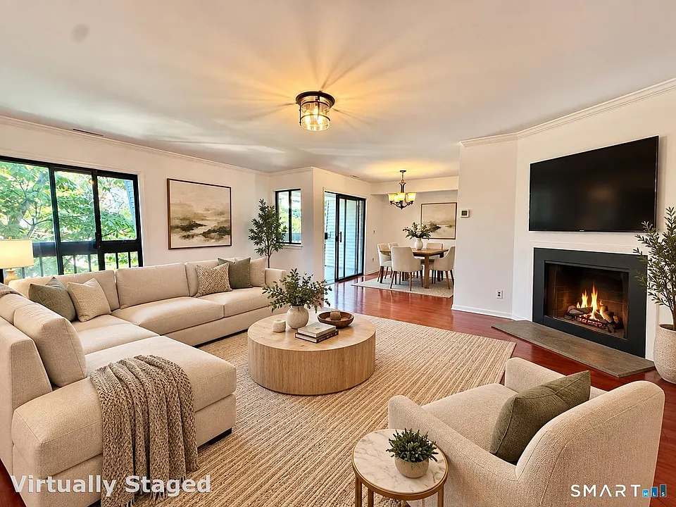 1 Valley Rd #205