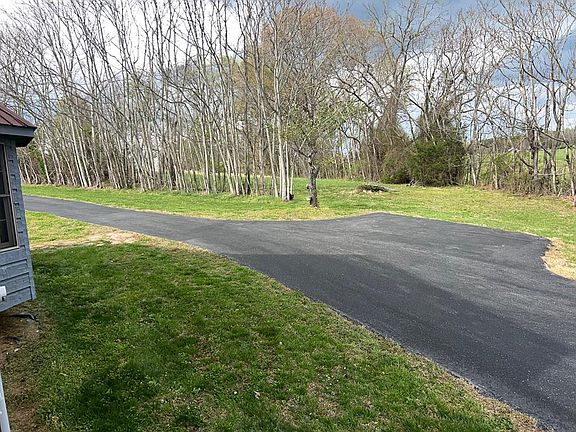 5th image of 1393 Jones Chapel Rd