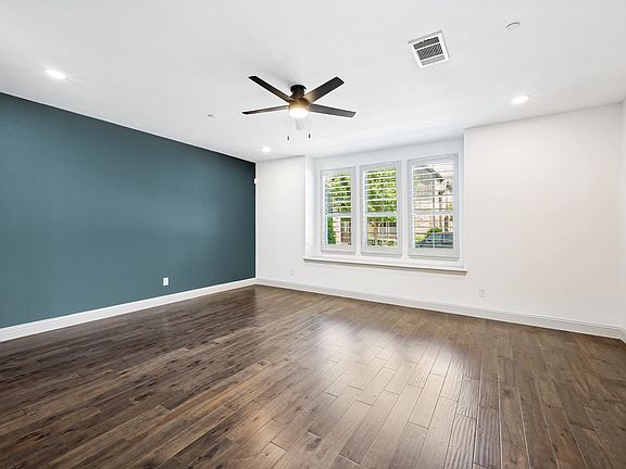 5th image of 7101 Huckleberry Dr