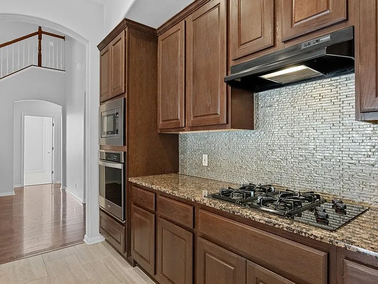 5609 York Bridge Cir — Photo 12