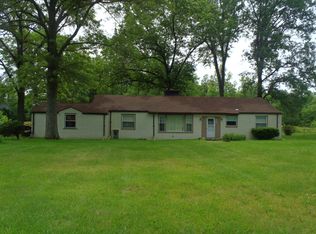 44209 Willow Rd, Belleville, MI 48111