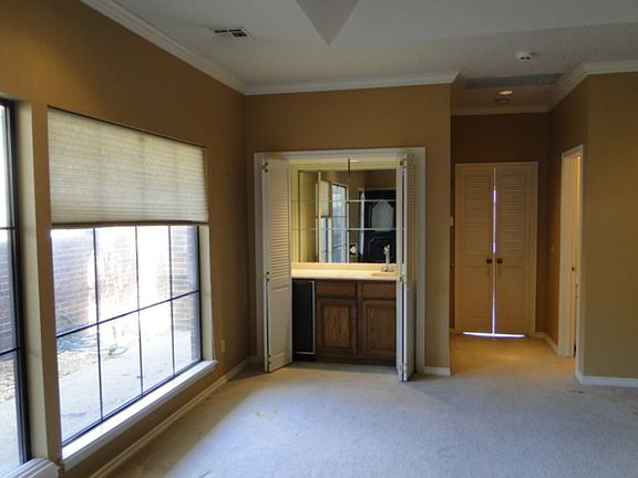 3rd image of 6206 Waterford Blvd APT 55