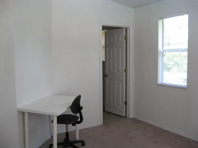 3901 SW 20th Ave #101 — Photo 24