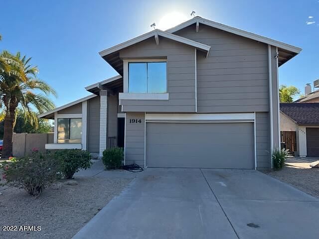 1st image of 1914 S Brooks Cir