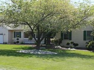 553 Roberts Rd, Nazareth, PA 18064