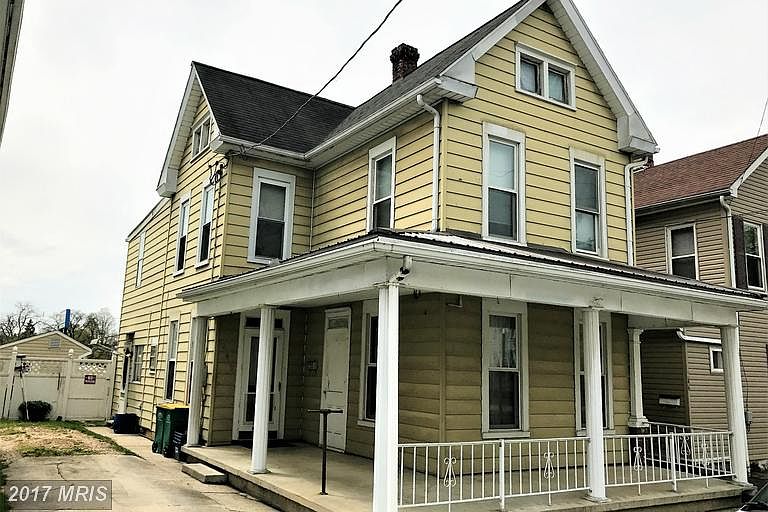 1st image of 242 W Queen St