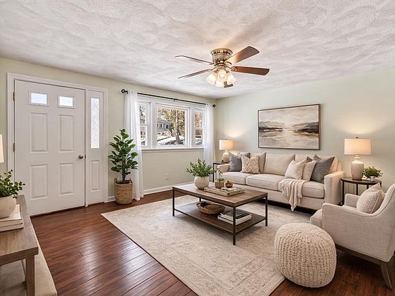 2nd image of 34 Northside Rd