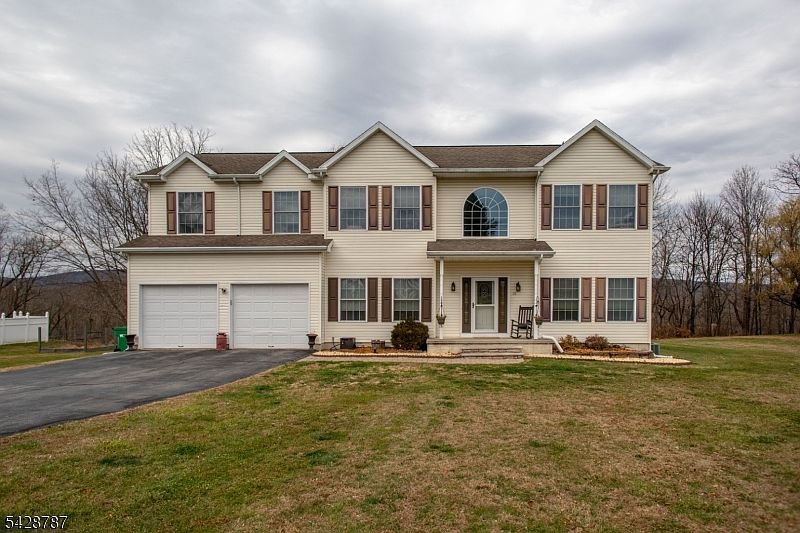 1st image of 70 Holland Rd