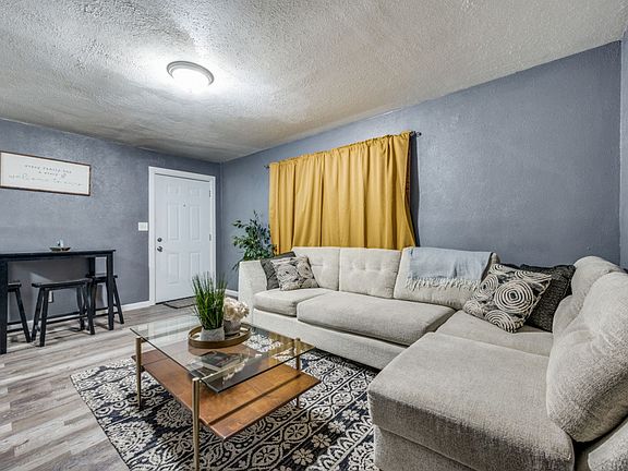 2nd image of 4407 San Jacinto St APT 101