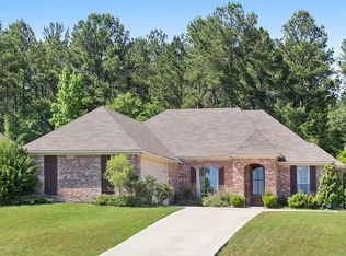 304 N Falls Xing, Madison, MS 39110