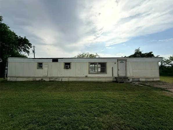 4361 Miller Rd, Midlothian, TX 76065