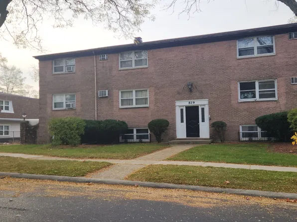 819 Jefferson Ave #1, Elgin, IL 60120