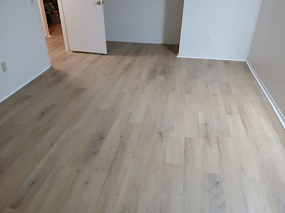 5th image of 15999 Orange St APT D