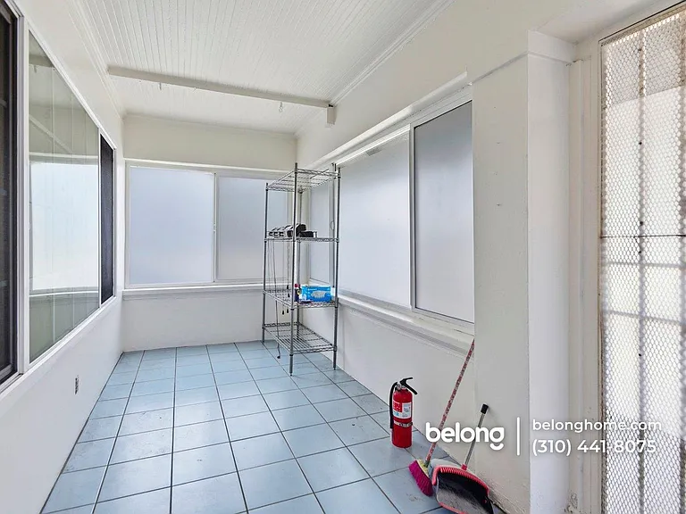 1410 Fedora St — Photo 27