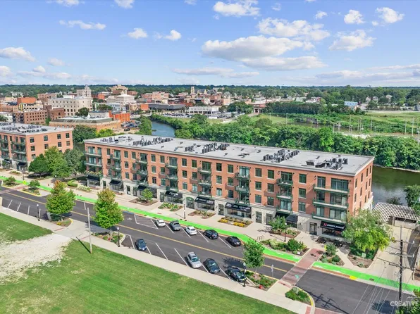 160 S River St Unit 409, Aurora, IL 60506