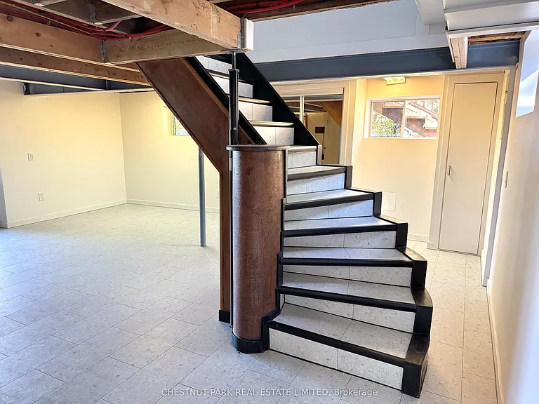 41 Back Ln — Photo 12