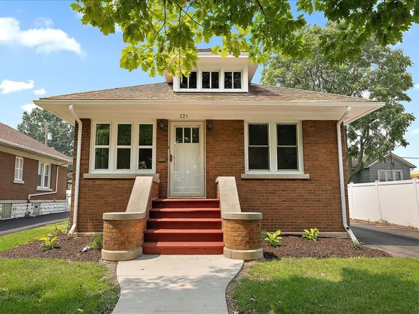 725 Clement St, Joliet, IL 60435