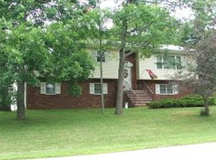 35 Curving Hill Dr, Highland Lakes, NJ 07422