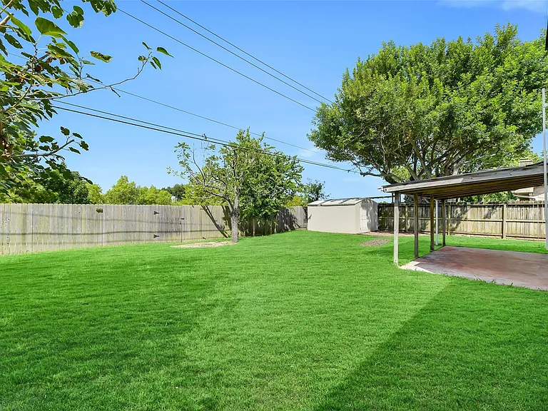 11110 Sagecountry Dr — Photo 27