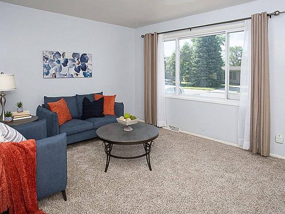 2nd image of 2913 Terry Ave