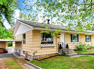 1816 E 31st St, Bremerton, WA 98310