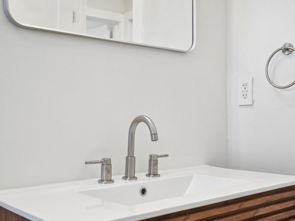 3441 Laguna Ave APT 2